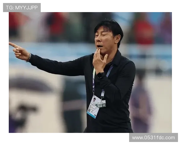 蔚山现代主帅申台龙上任仅65天即遭解职球队战绩不佳引发关注